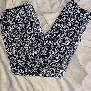 White House Black Market Black & White dress pants